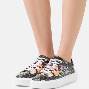 Ted Baker Lonnia Sketchy Magnolia Platform Trainer Sneaker
